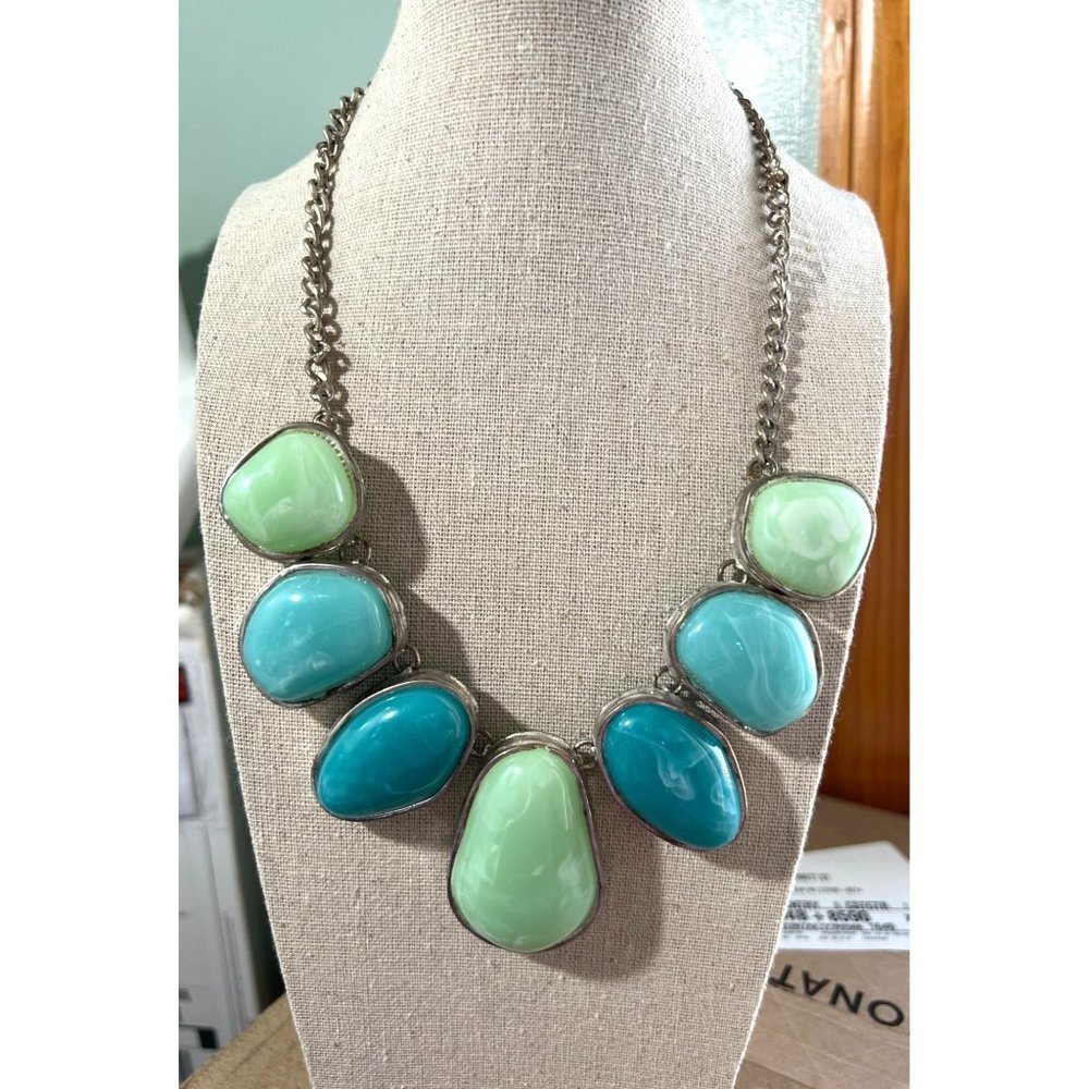 Colors of the Tropics Necklace -- 18"